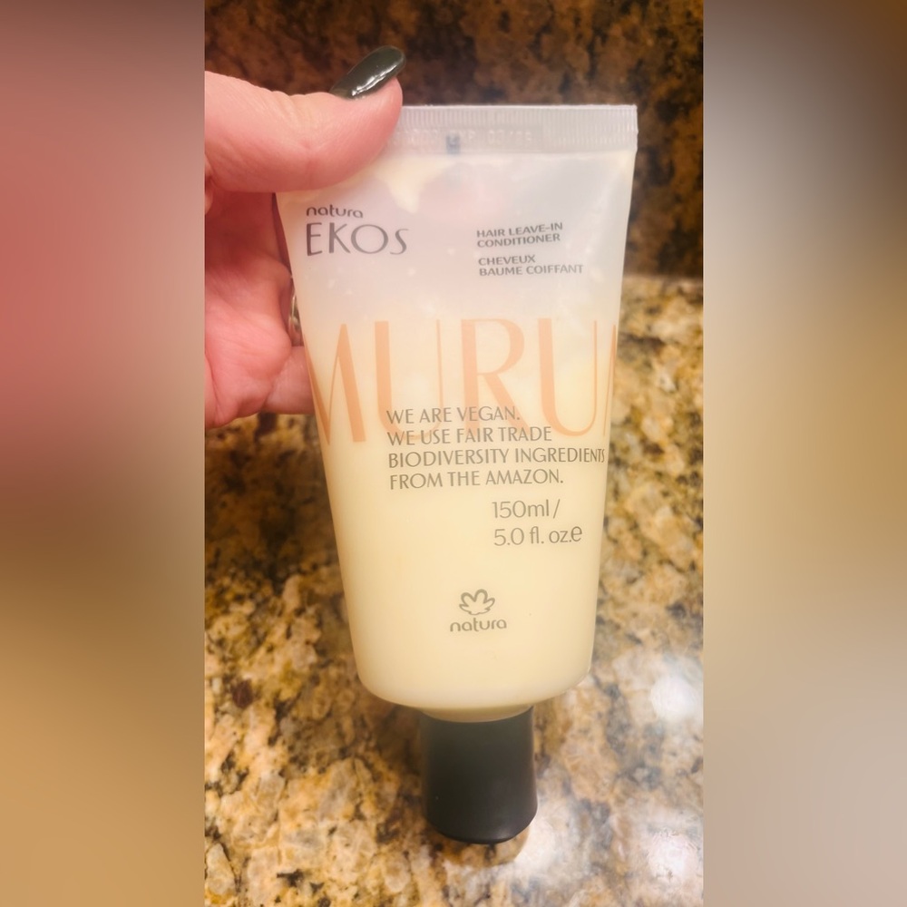 Natura Ekos Murumuru leave-in hair conditioning treatment